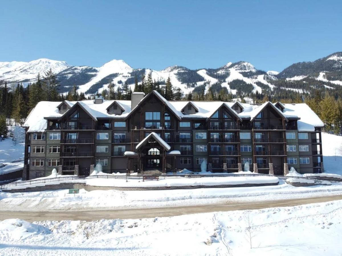 Fully Renovated Ski-In/Out Loft With Private Hot Tub! Golden Exterior photo